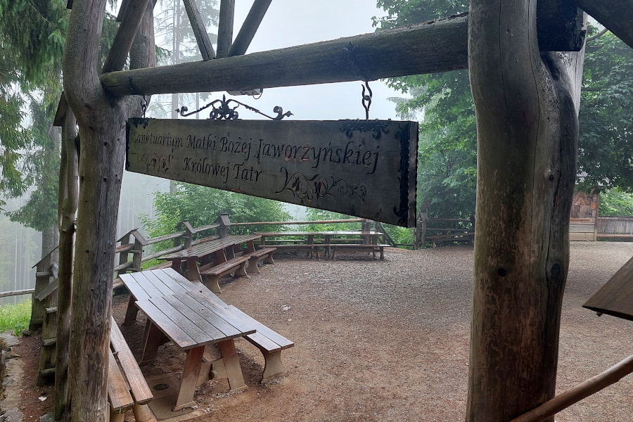 Sanktuarium Matki Bożej Jaworzyńskiej Królowej Tatr na Wiktorówkach
